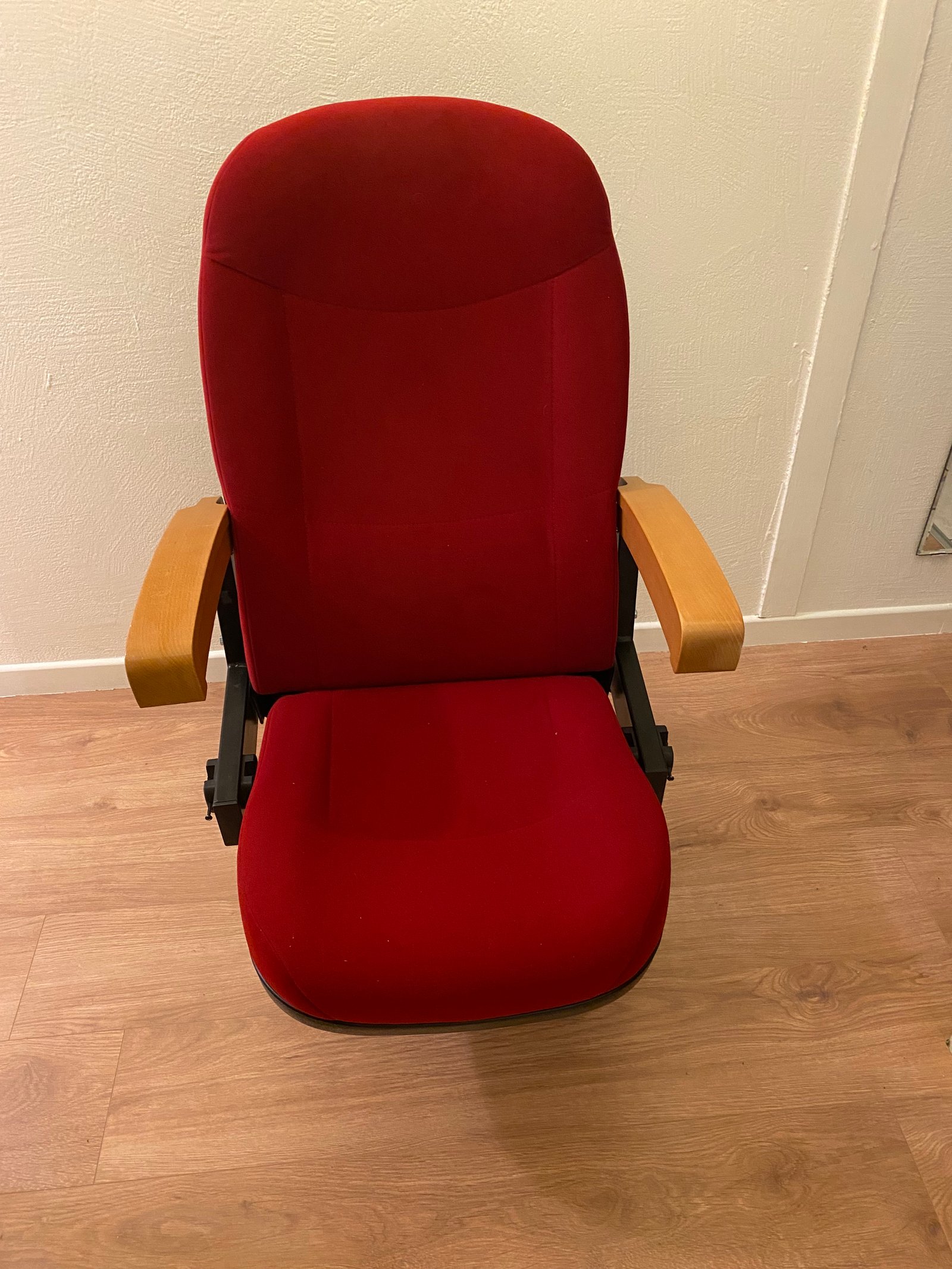 Fauteuil de cinéma — vue de face