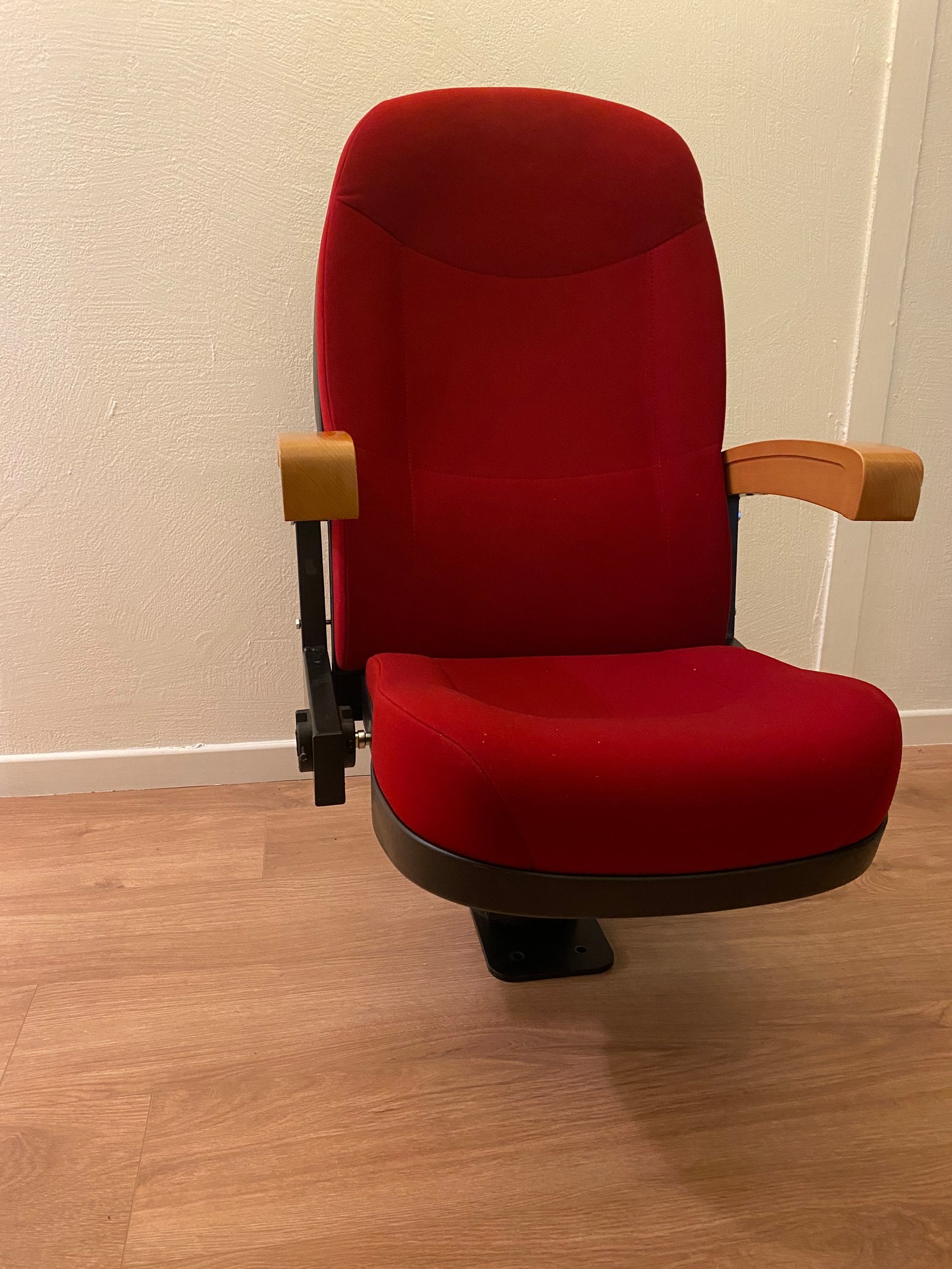 Fauteuil de cinéma — vue trois-quarts